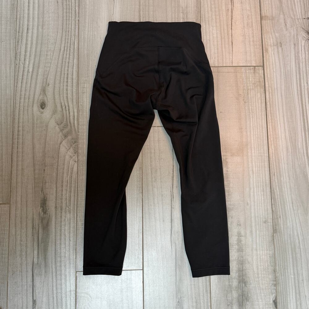 Lululemon InStill High-Rise Crop 23" Black Size 6 - Picture 5 of 7